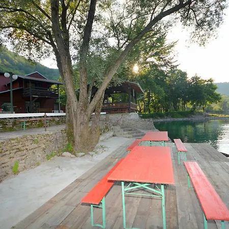 Guest house Dvoslap